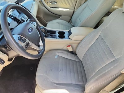 2013 Ford Taurus SE