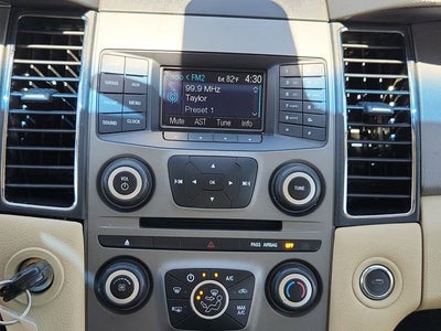 2013 Ford Taurus SE