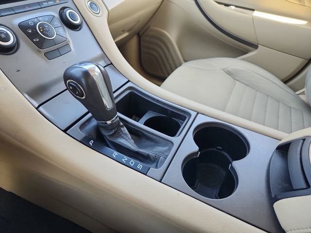 2013 Ford Taurus SE