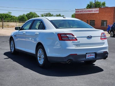 2013 Ford Taurus SE