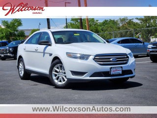 2013 Ford Taurus SE