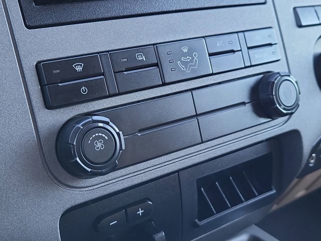 2011 Ford Super Duty F-250 SRW XL