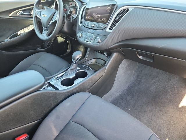 2024 Chevrolet Malibu LS