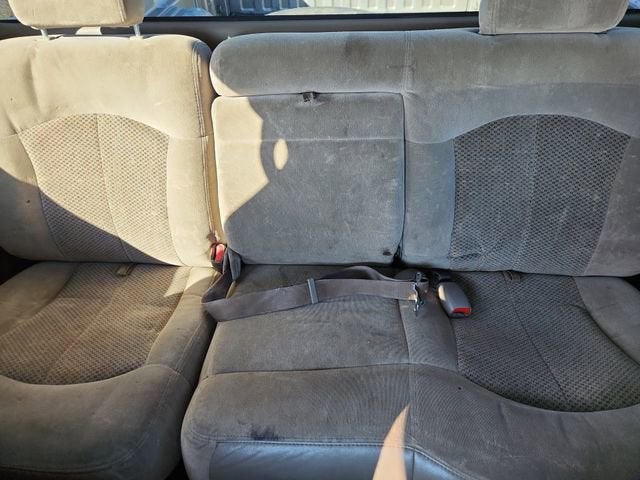 2002 Chevrolet Silverado 2500 HD LS