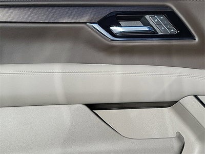 2025 GMC Yukon Elevation