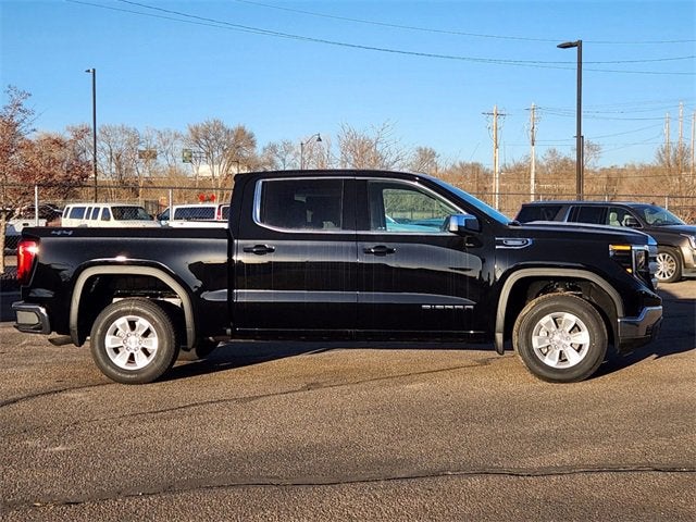 2025 GMC Sierra 1500 SLE