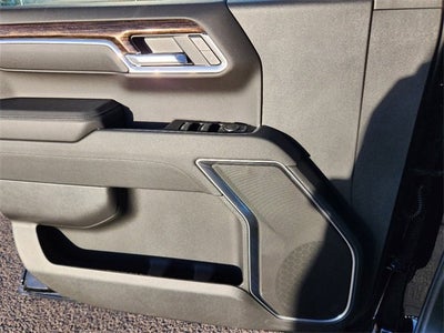 2025 GMC Sierra 1500 SLE