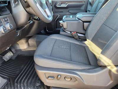 2025 GMC Sierra 1500 SLE