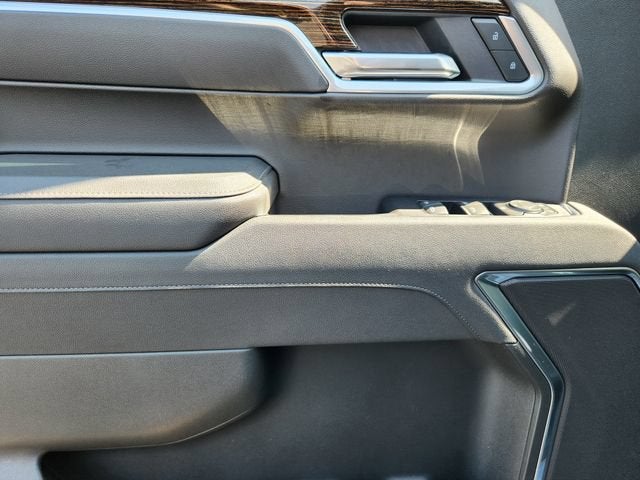 2025 GMC Sierra 1500 SLE