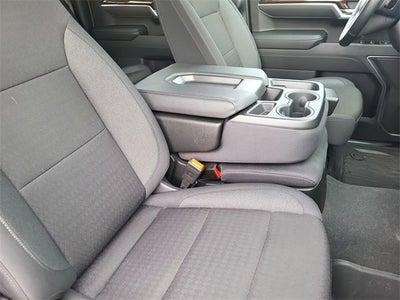 2025 GMC Sierra 1500 SLE