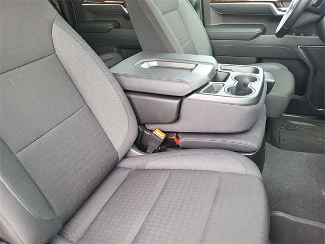 2025 GMC Sierra 1500 SLE