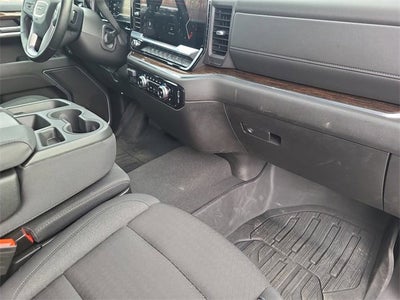 2025 GMC Sierra 1500 SLE