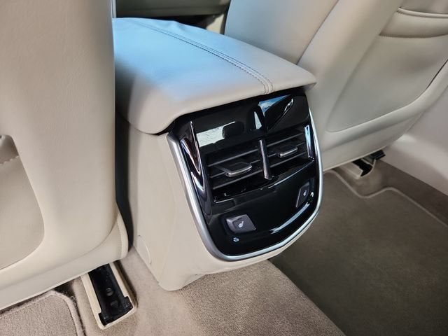 2013 Cadillac XTS Luxury