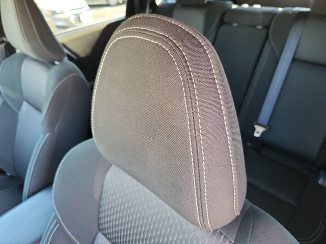 2025 Mitsubishi Outlander ES