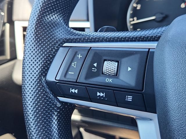 2025 Mitsubishi Outlander ES