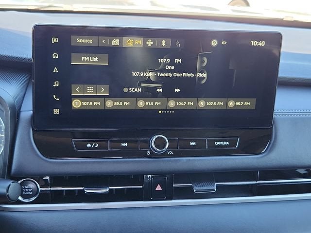 2025 Mitsubishi Outlander ES