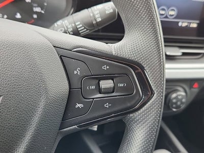 2025 Chevrolet Trax LS