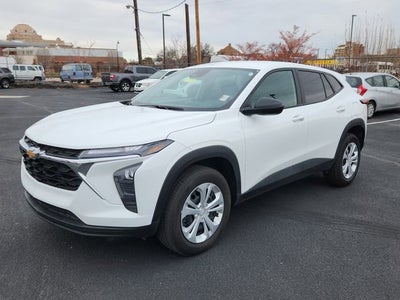 2025 Chevrolet Trax LS